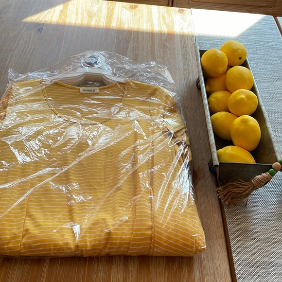 Adorable striped dress with pockets perfect for spring/summer - Picture 7 of 8